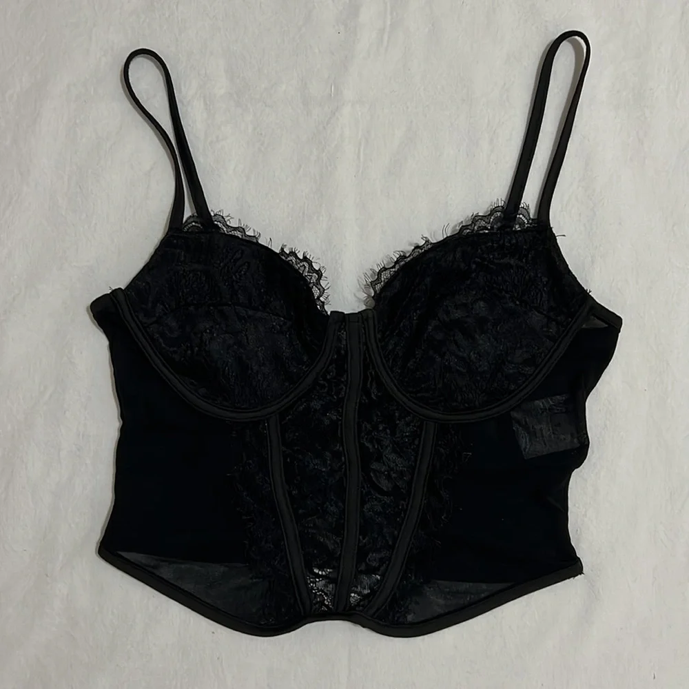 Modern Love Black Lace Corset Style Spaghetti Strap Top